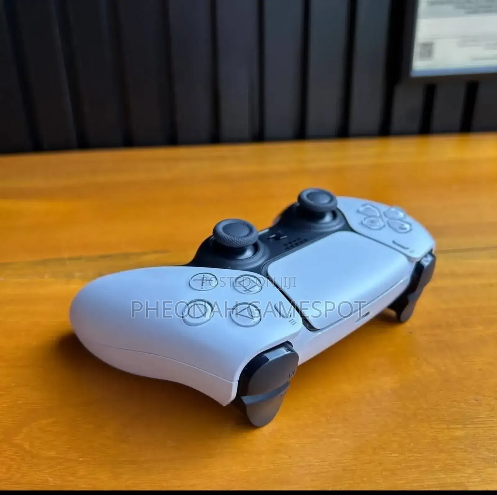 Fairly New Playstation 5 Dualsense Wireless Controllers. Ps5 Game Pads