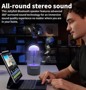 Jellyfish-Shaped Bluetooth Speaker and Mood Lamp