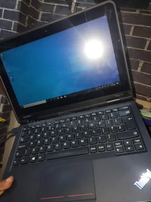 Laptop Lenovo Yoga 11e 4GB Intel Celeron HDD+SSD 128GB