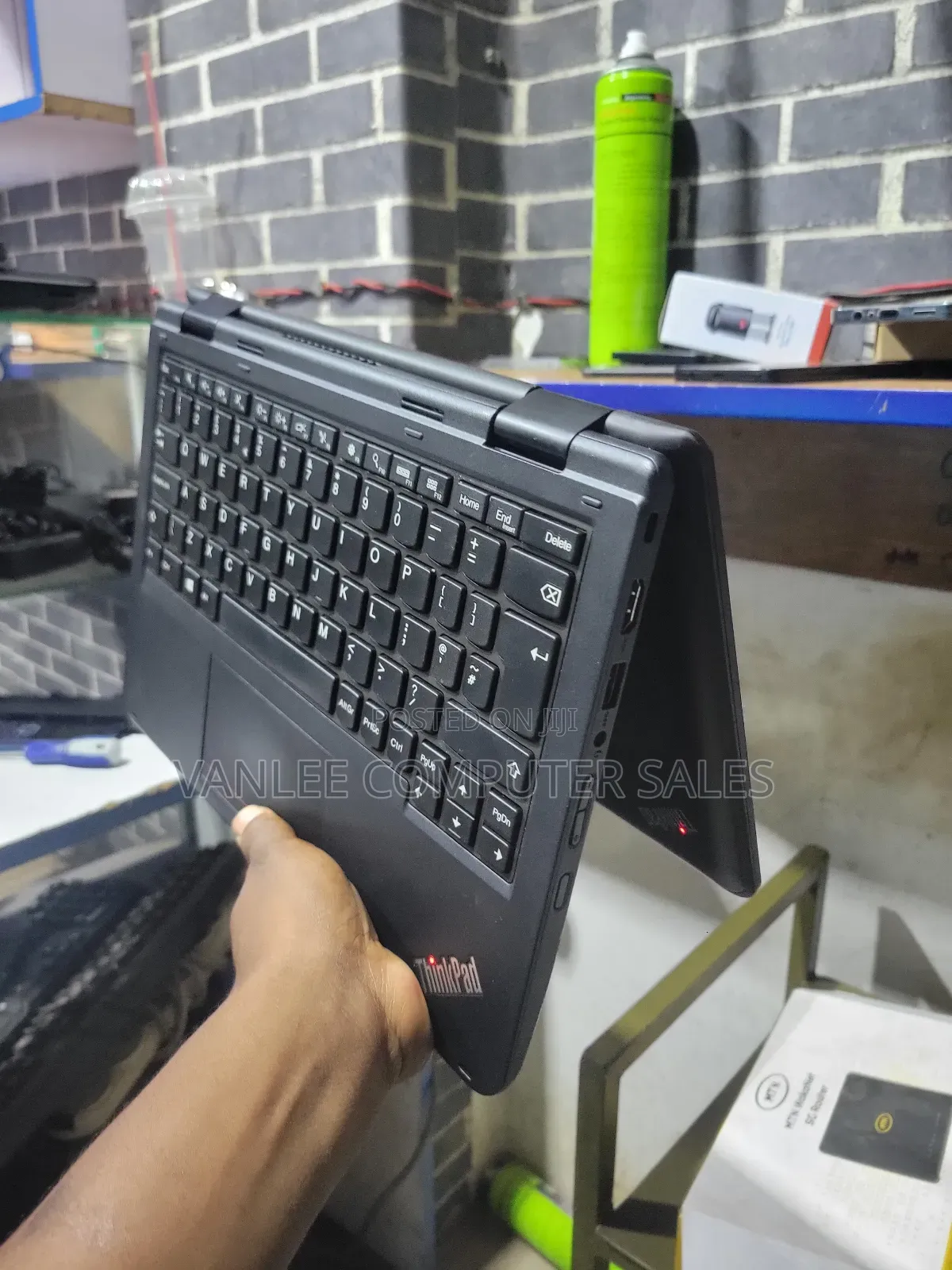 Laptop Lenovo Yoga 11e 4GB Intel Celeron HDD+SSD 128GB