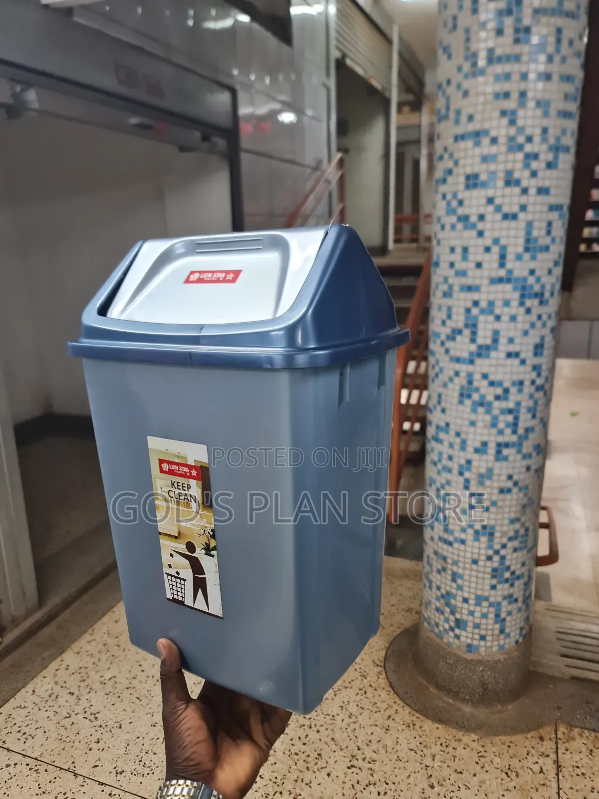 Impo Plastic Dust Bins 20litres