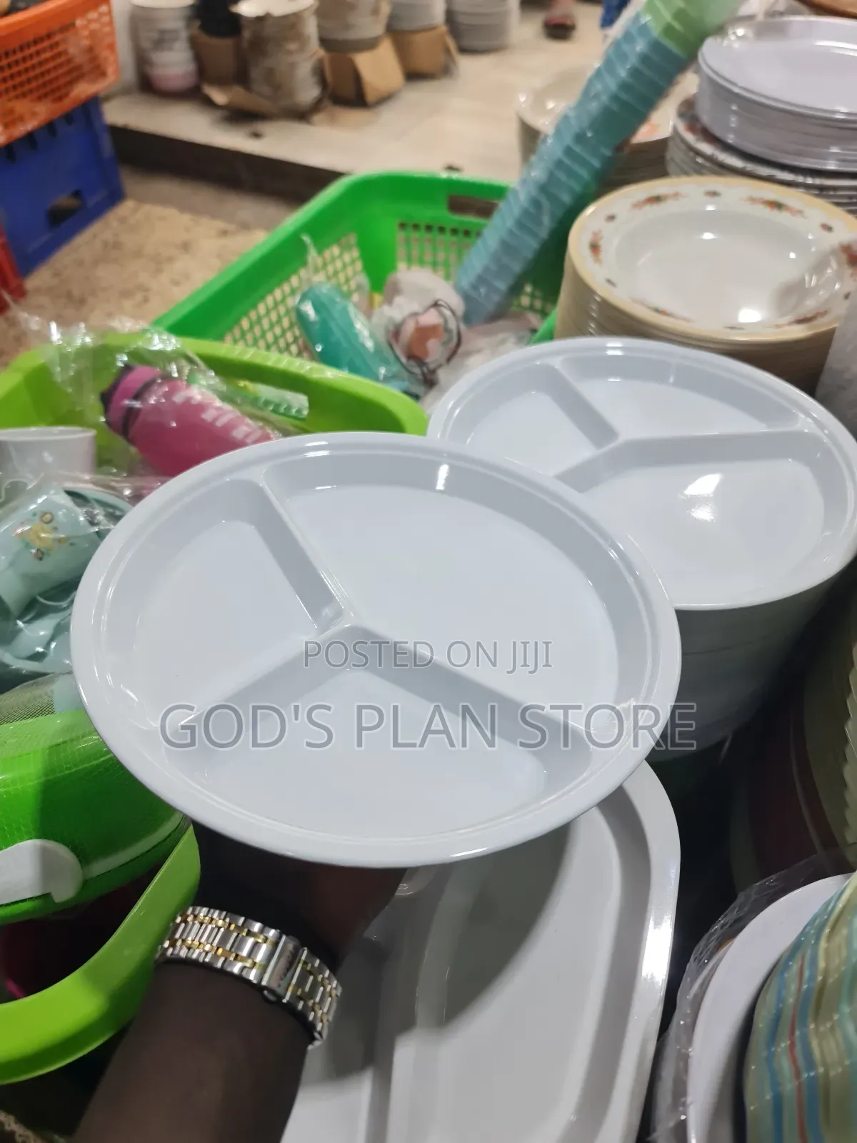 Round Melamine Partitioned Diner Plates