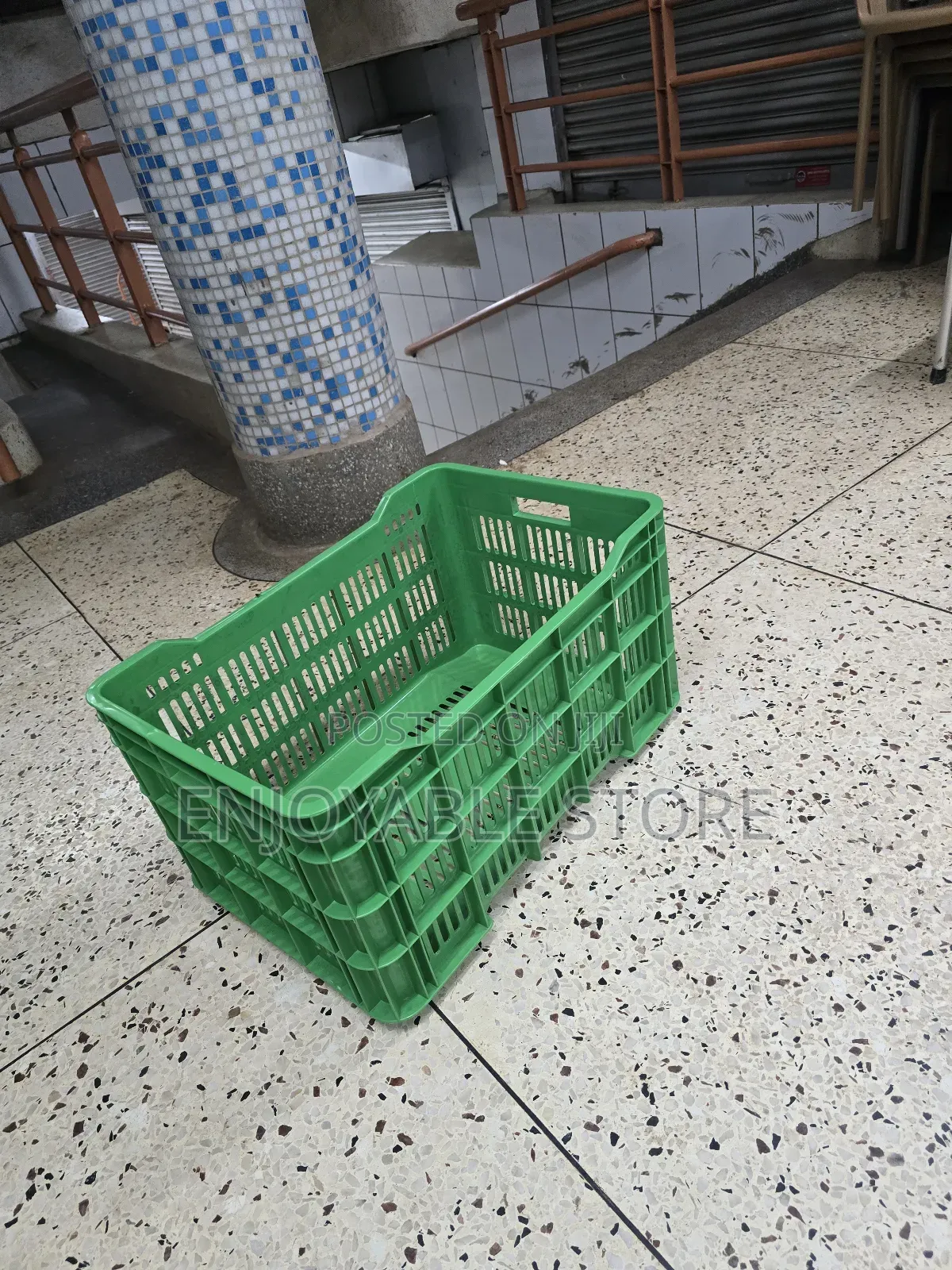 Genuine Plastic Crates Plastic Crates 60cm*40cm
