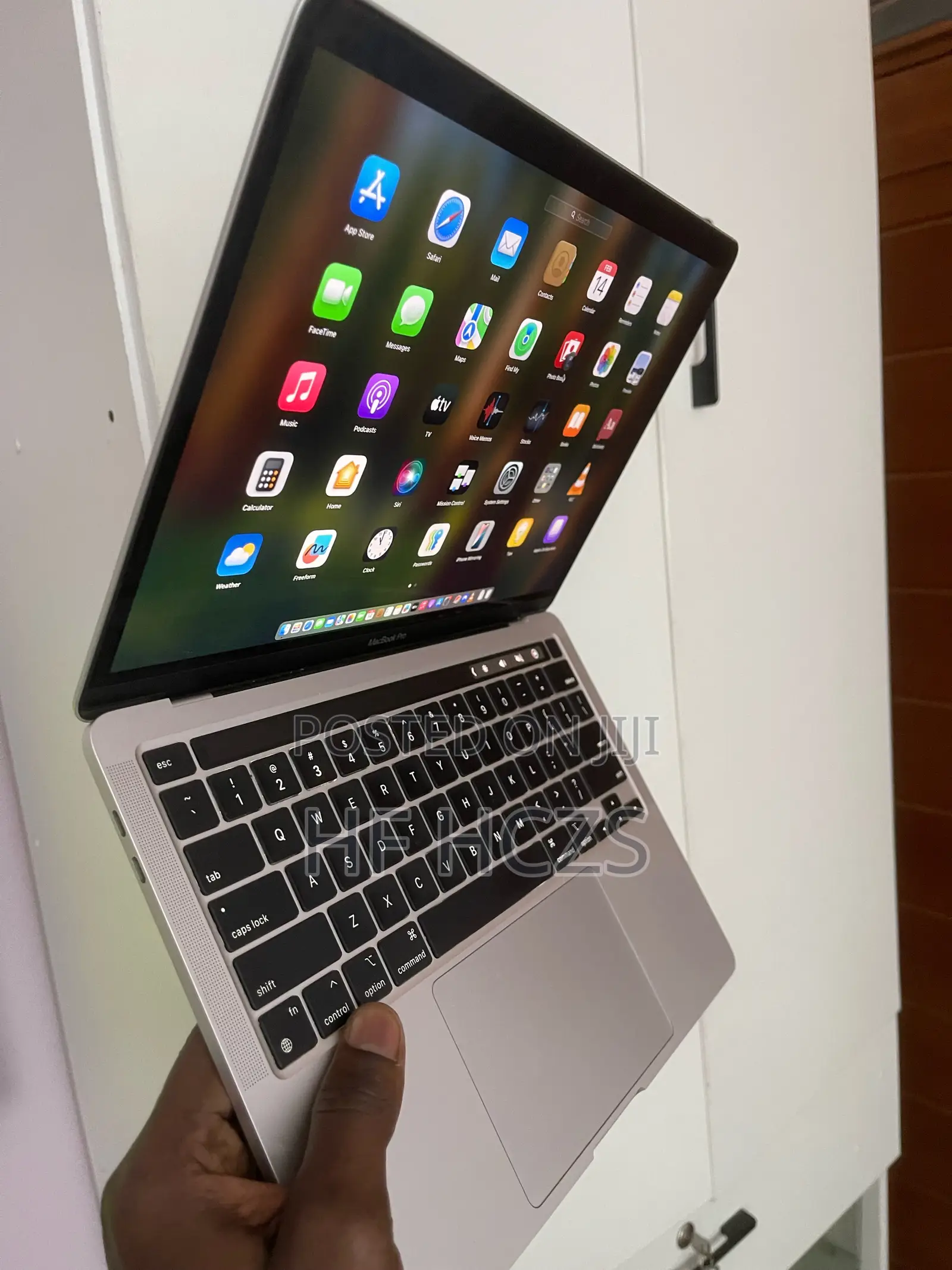 Laptop Apple MacBook Pro 2020 M1 8GB Apple M1 SSD 256GB