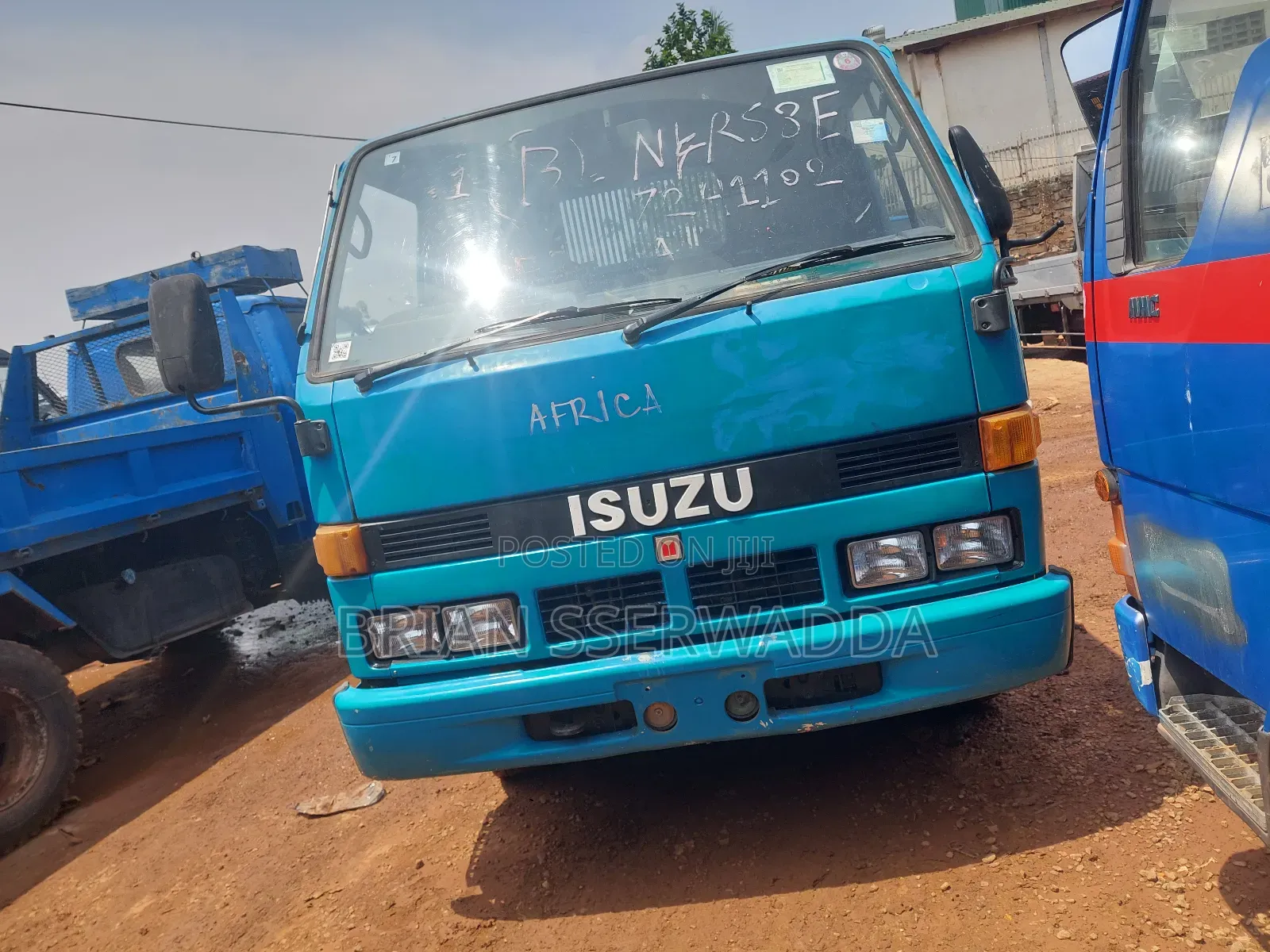 Isuzu Elf Tipper