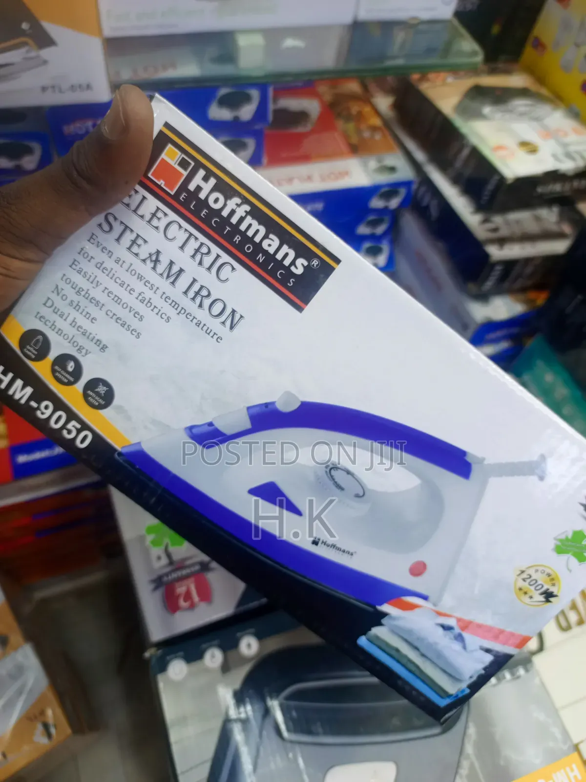 Hoffmans Electric Steam Iron, Model Number Hm-9050.