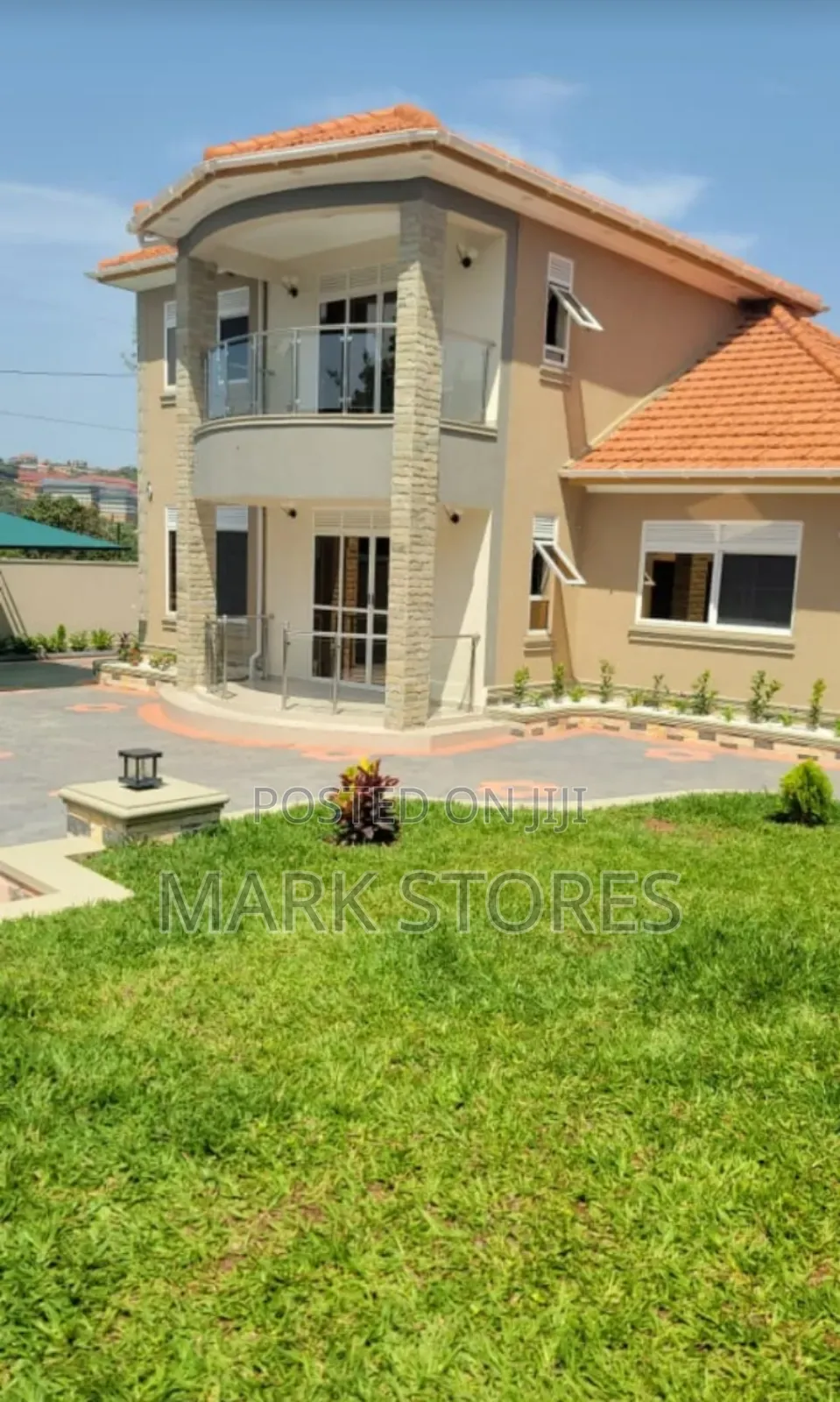 6bdrm House in Emerald Estate, Central Division for sale