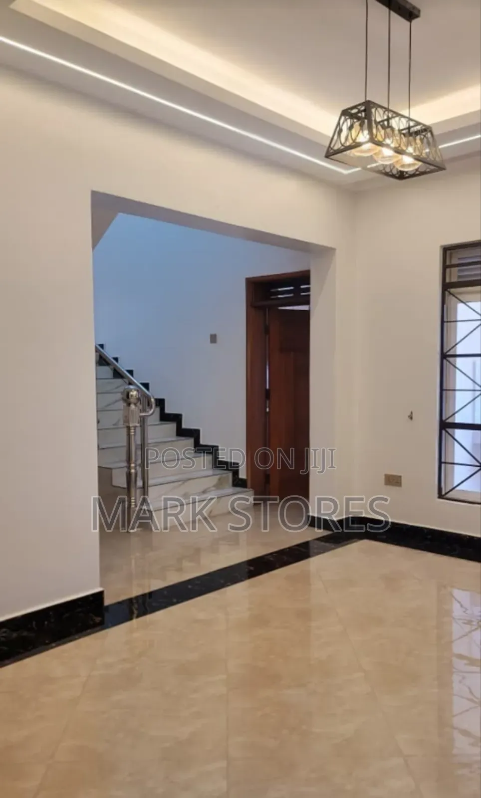 6bdrm House in Emerald Estate, Central Division for sale