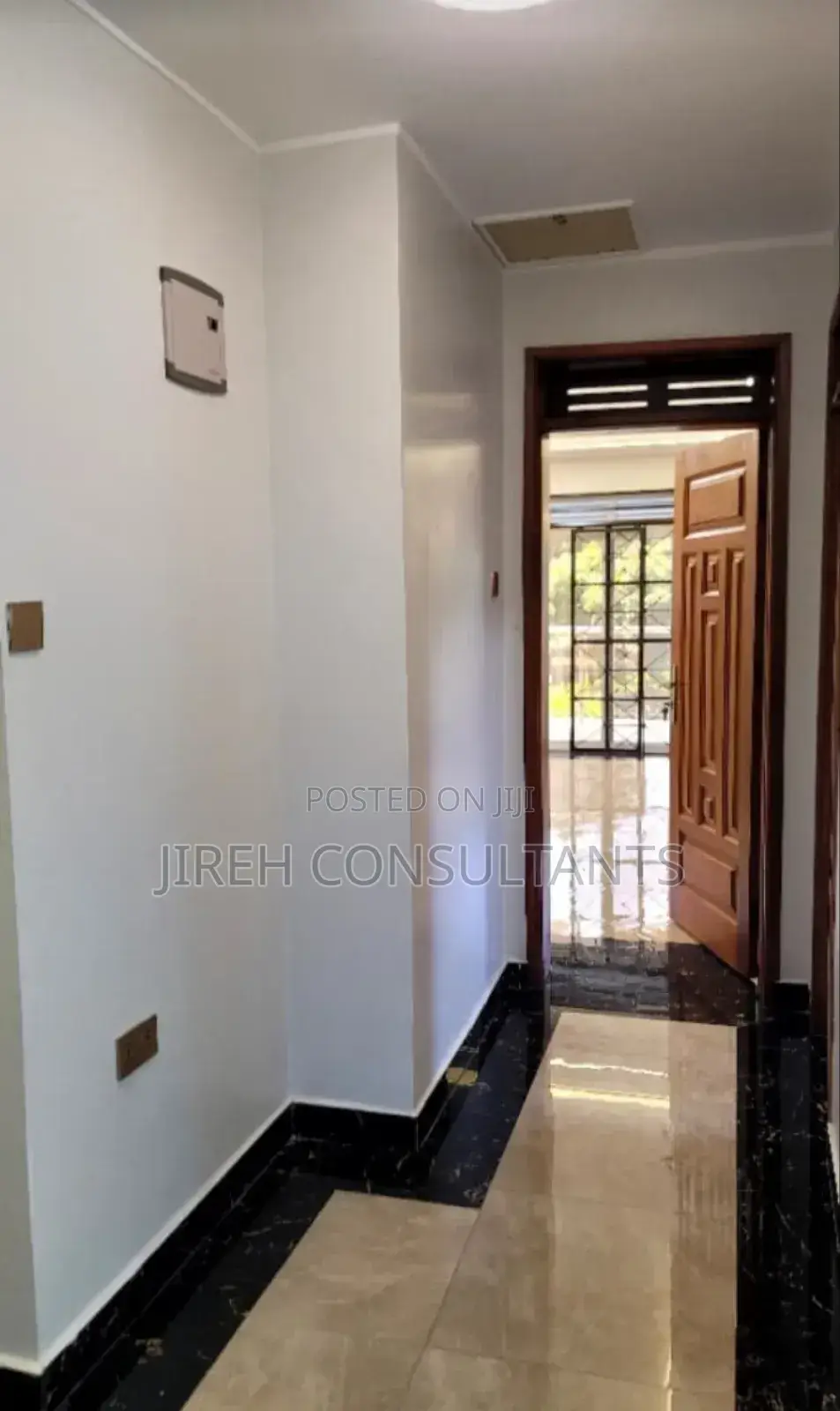 6bdrm House in Emerald Estate, Central Division for sale