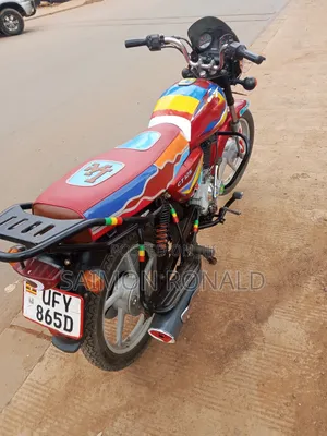 Bajaj CT 125X 2024 Red
