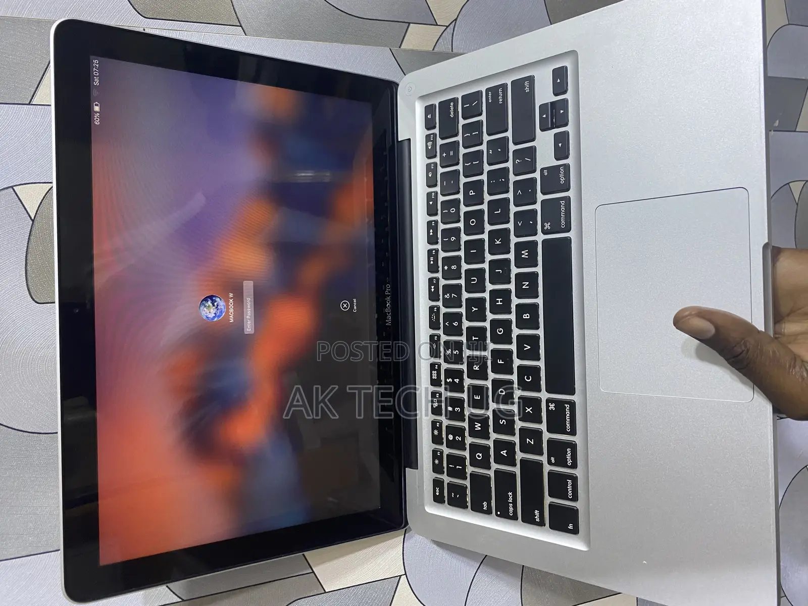 Laptop Apple MacBook 2012 8GB Intel Core I5 HDD 500GB