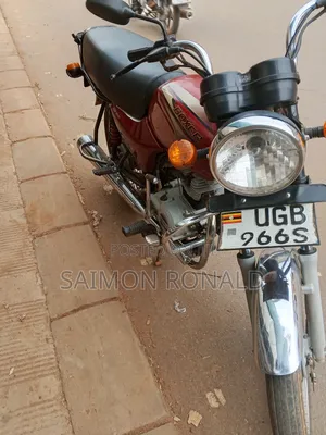 Bajaj Boxer 100 2025 Red