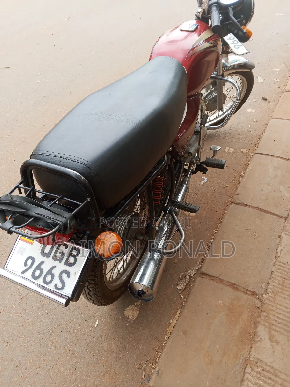 Bajaj Boxer 100 2025 Red