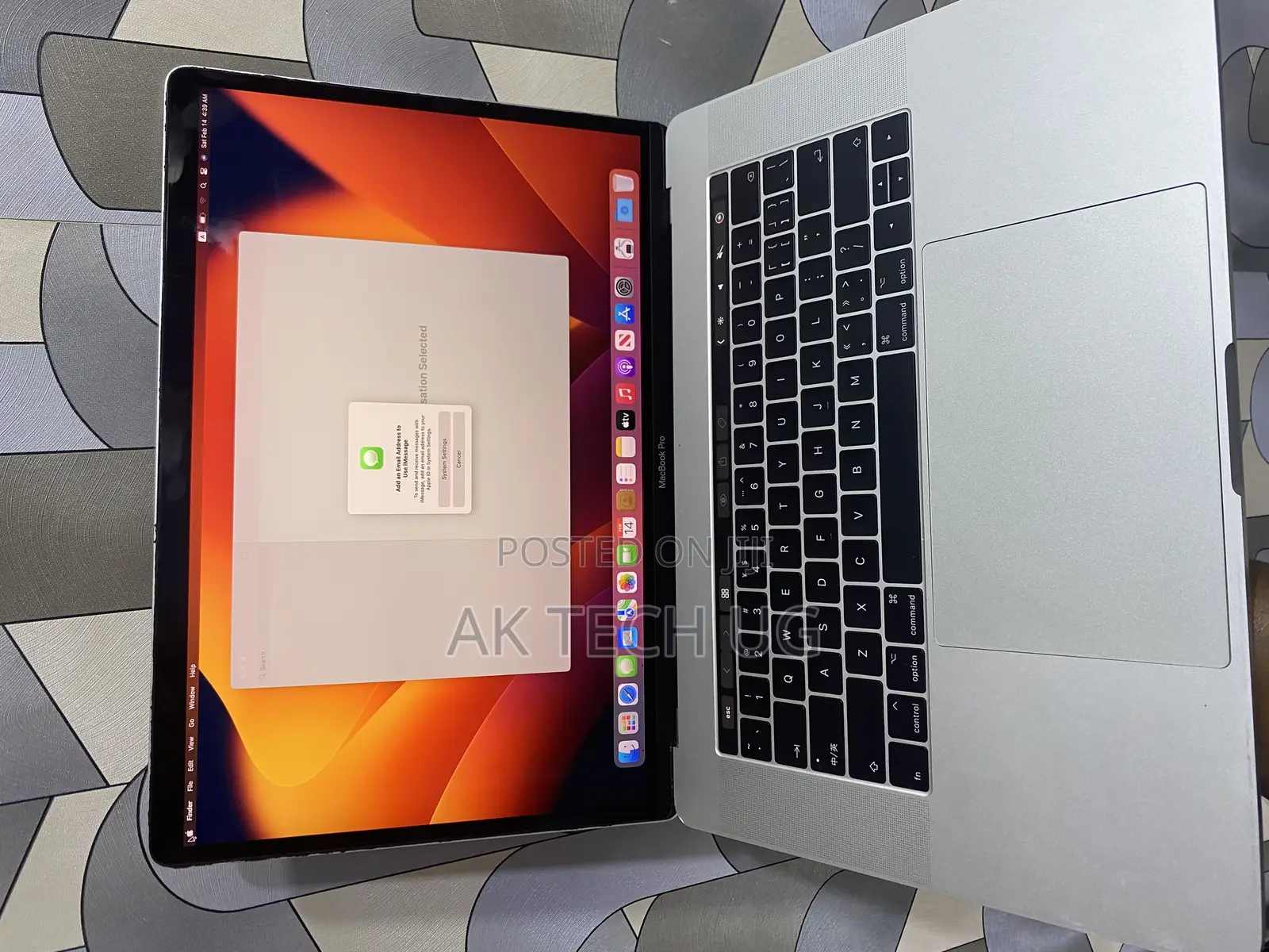 Laptop Apple MacBook Pro 2017 16GB Intel Core I7 SSD 256GB