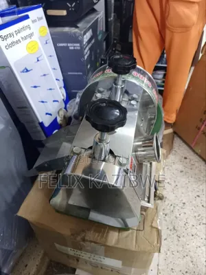 Manual Sugar Cane Juicer Machine.