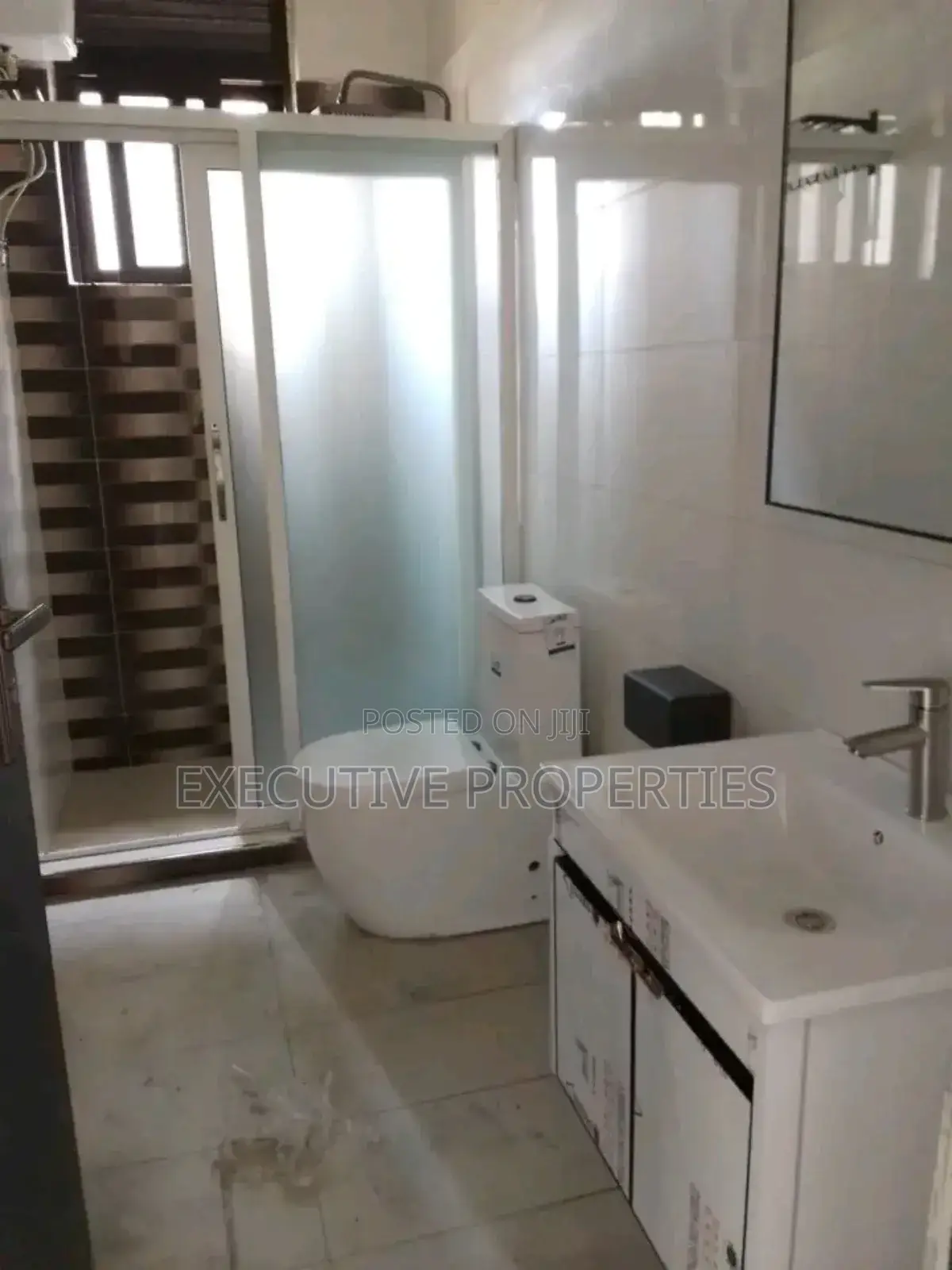 2bdrm Apartment in Muyenga, Central Division for rent