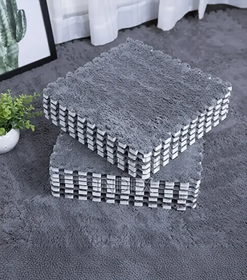 10pcs of Puzzle Carpets 30by30cm