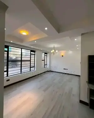 5bdrm Duplex in Kyanja, Central Division for sale