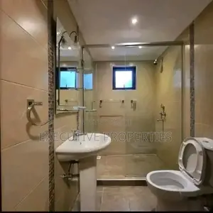 3bdrm Maisonette in Muyenga, Central Division for rent