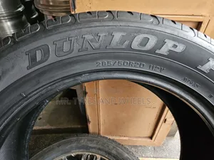 285 50 R20 Dunlop Grand Trek Used But Still Gd N In E Recommended Type