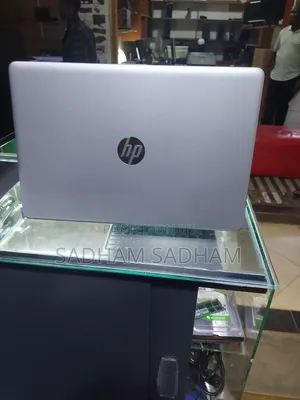 Laptop HP 250 G6 8GB Intel Core I5 SSD 256GB