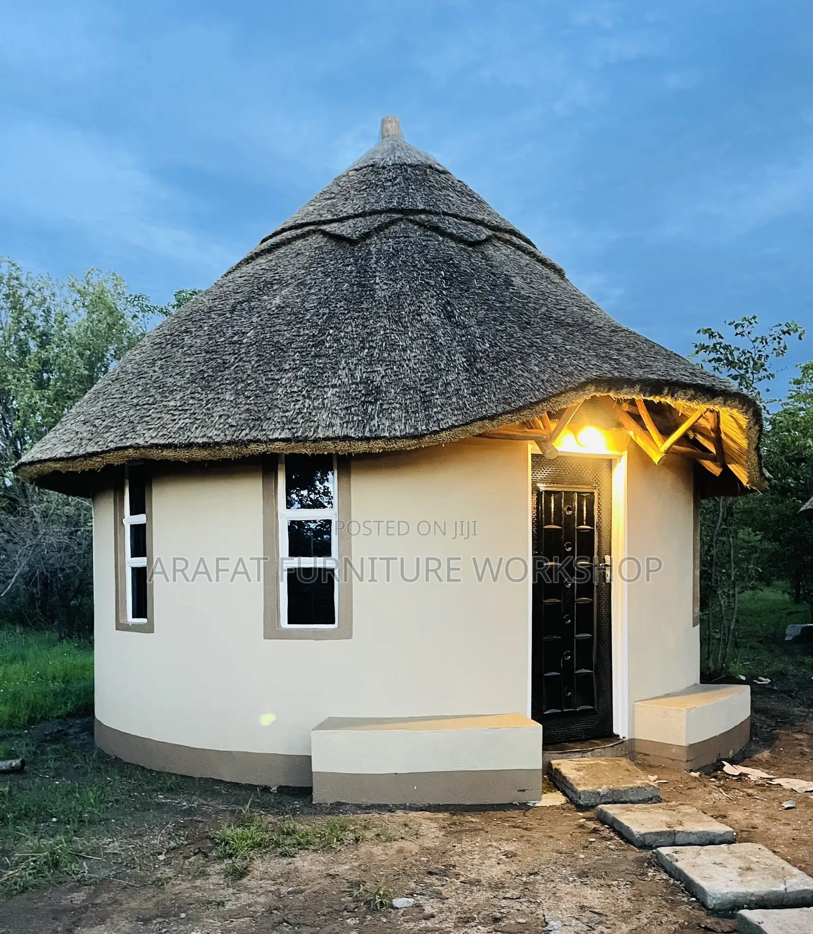 Safari Thatched House Construction