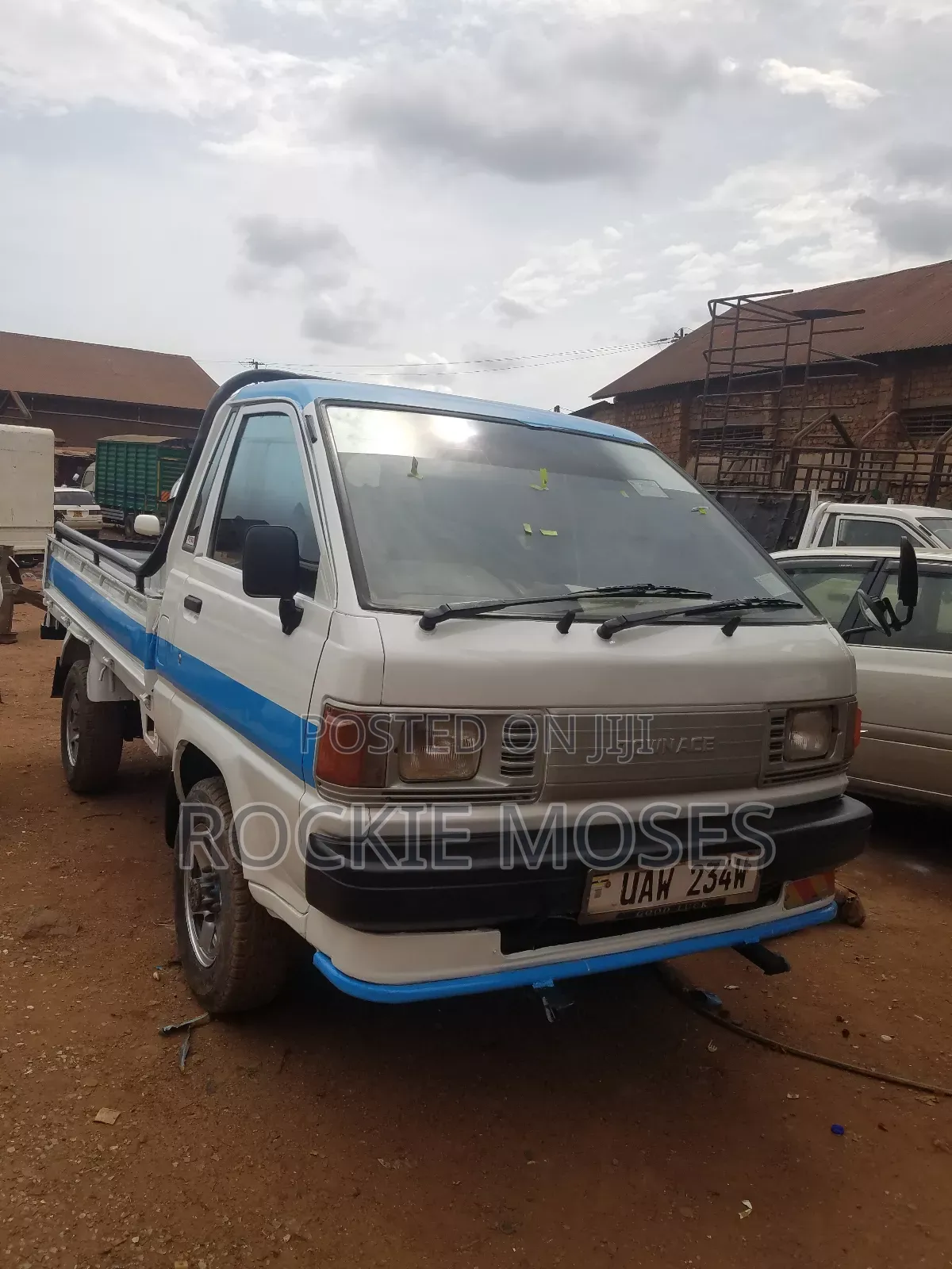 Toyota HiAce 1994 White