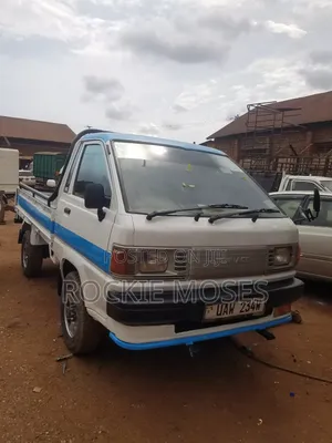 Toyota HiAce 1994 White