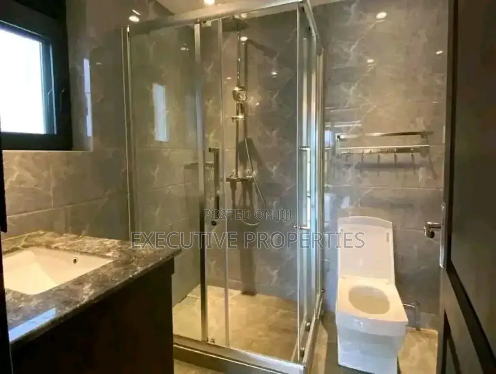 3bdrm Apartment in Ntinda Kyambogo, Central Division for rent