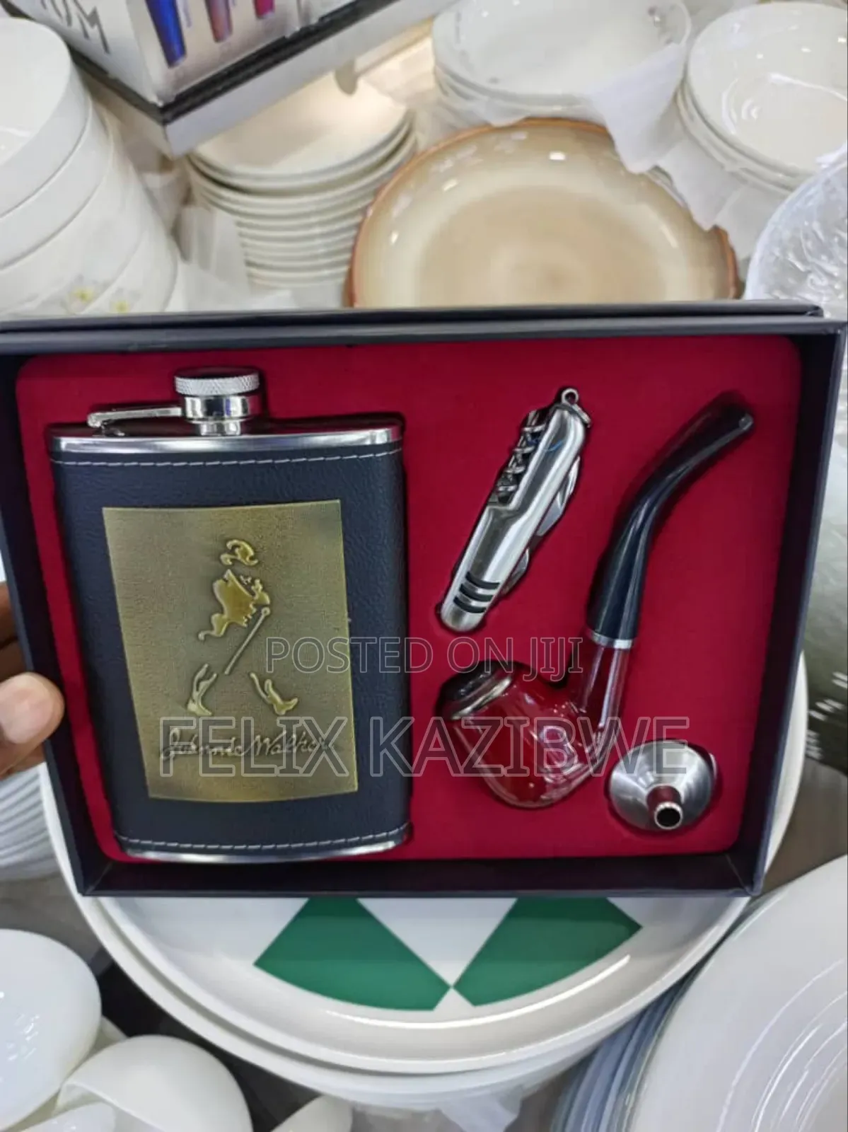 Johnnie Walker Hip Flask Gift Set.