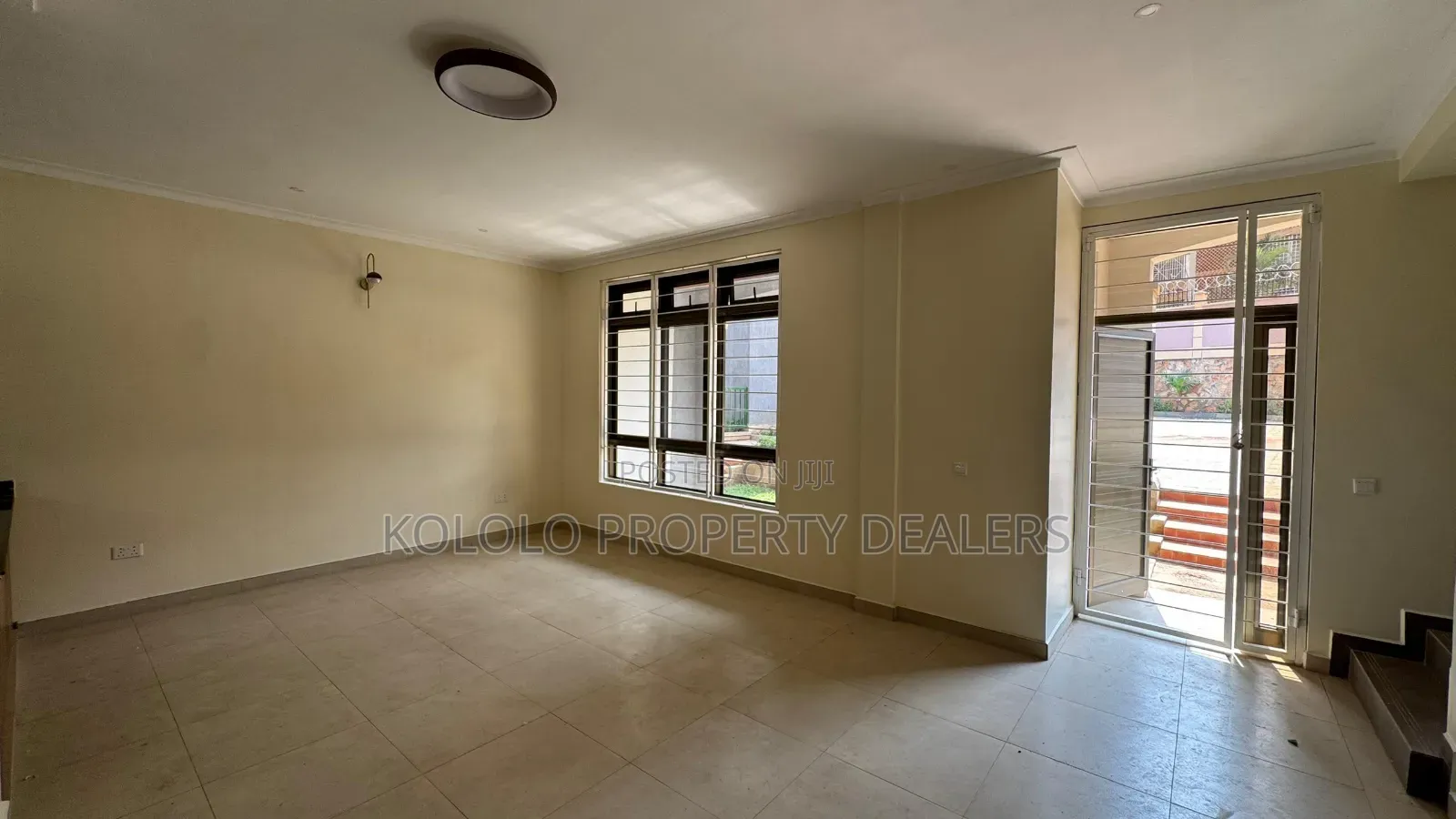 4bdrm Townhouse / Terrace in Bugolobi, Central Division for rent