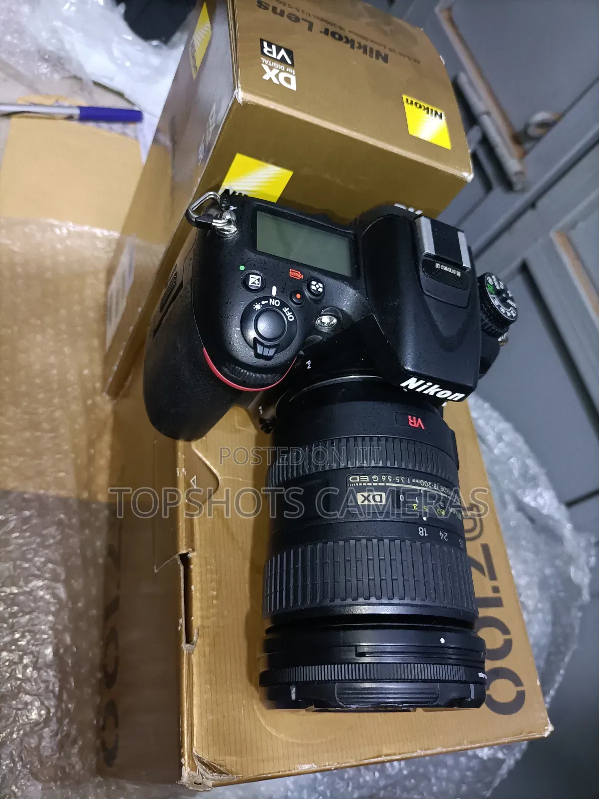 Nikon D7100 With 18-200mm Vr Lens
