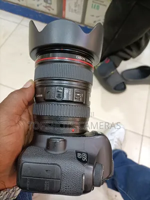 Canon Ef 24-105mm F4.0l Lens (Red Ring)