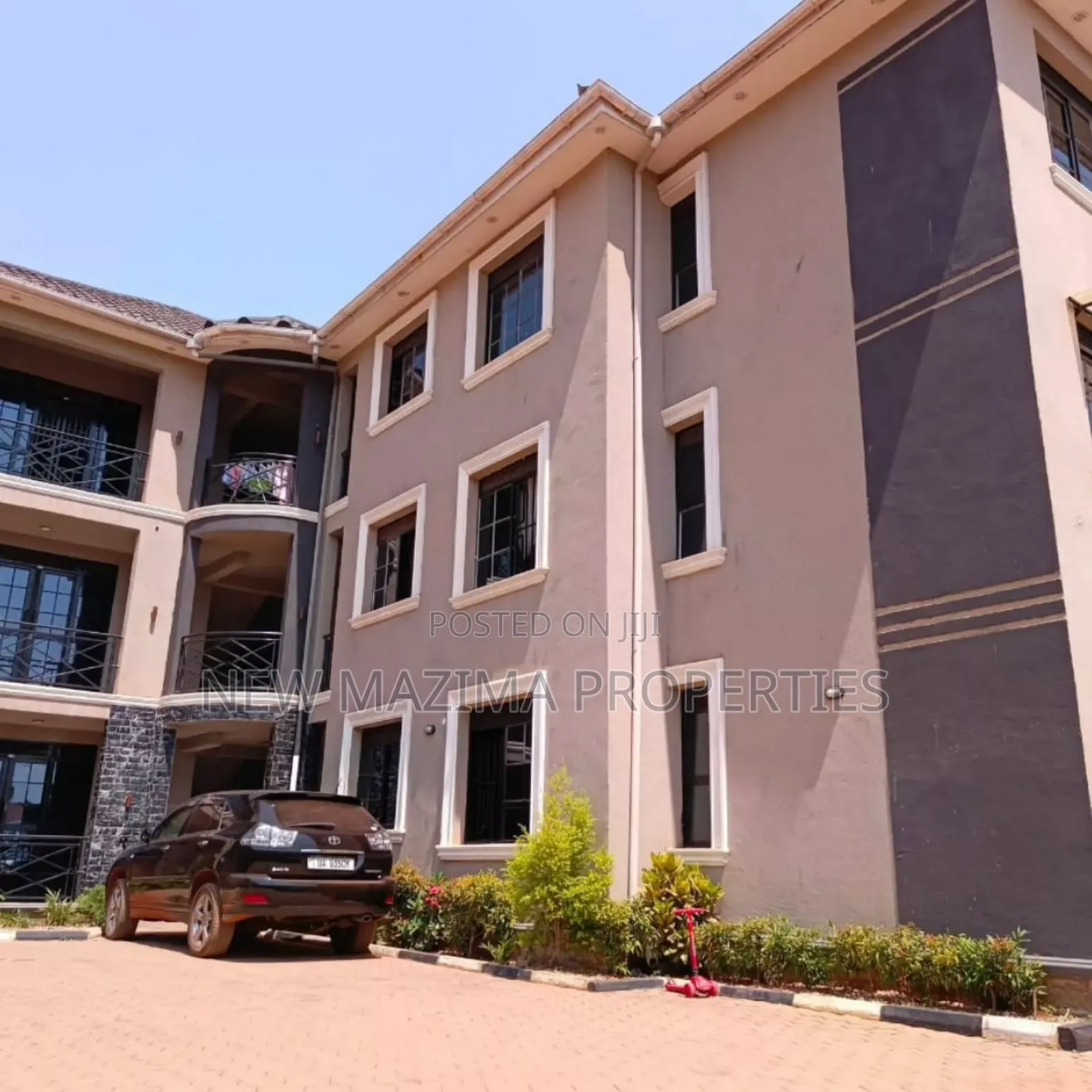 11bdrm Block of Flats in Namugongo, Central Division for sale