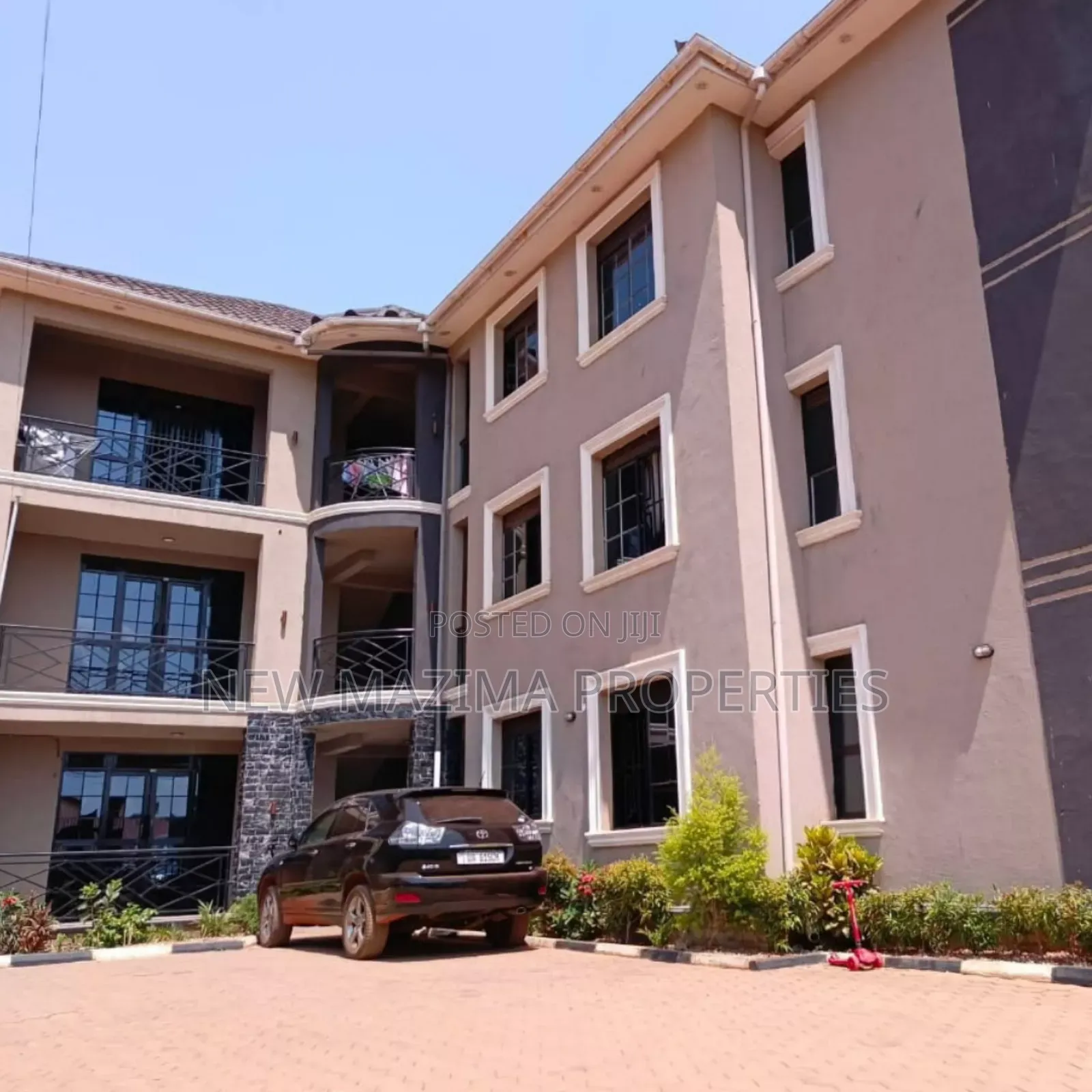 11bdrm Block of Flats in Namugongo, Central Division for sale