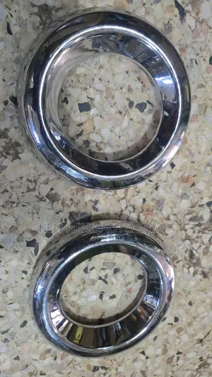 Rav4 Foglights Chrome Bazels/ Covers