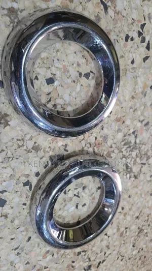 Rav4 Foglights Chrome Bazels/ Covers