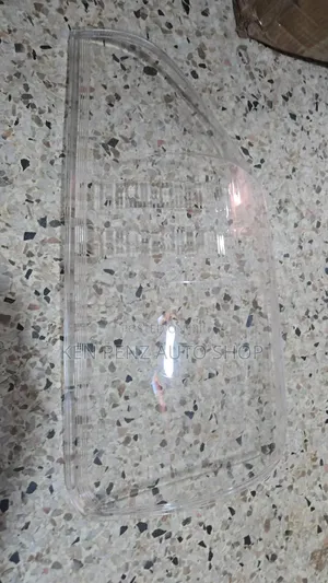 Toyota Noah 2008 - 2009 Taillamp Glass/ Lens