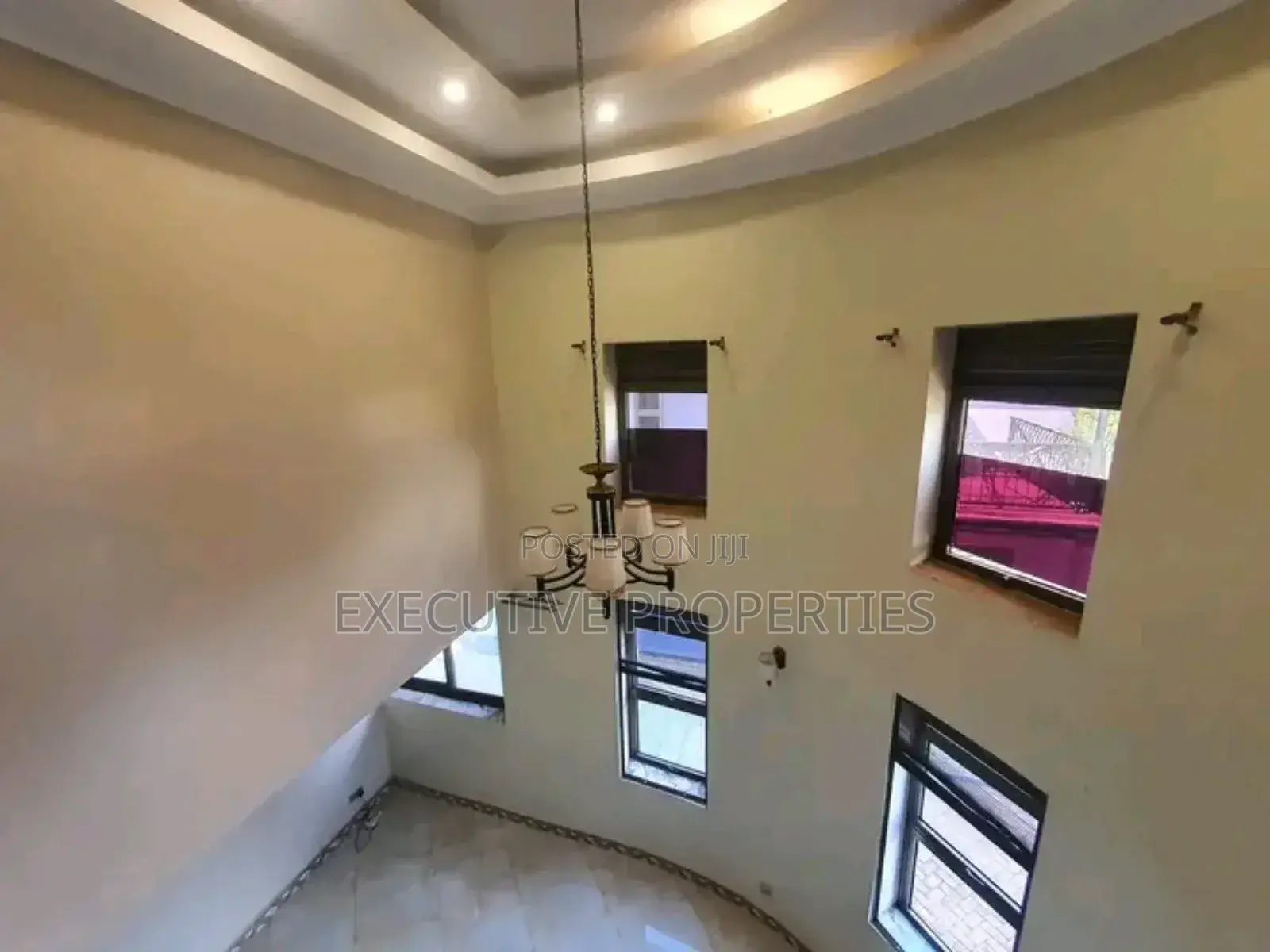 4bdrm Villa in Muyenga, Central Division for rent