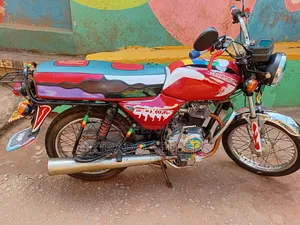 Bajaj Boxer 100 2023 Red
