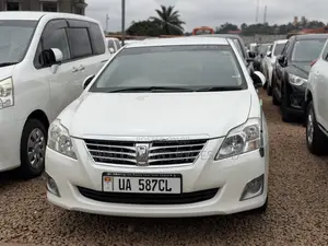 Toyota Premio 2013 White