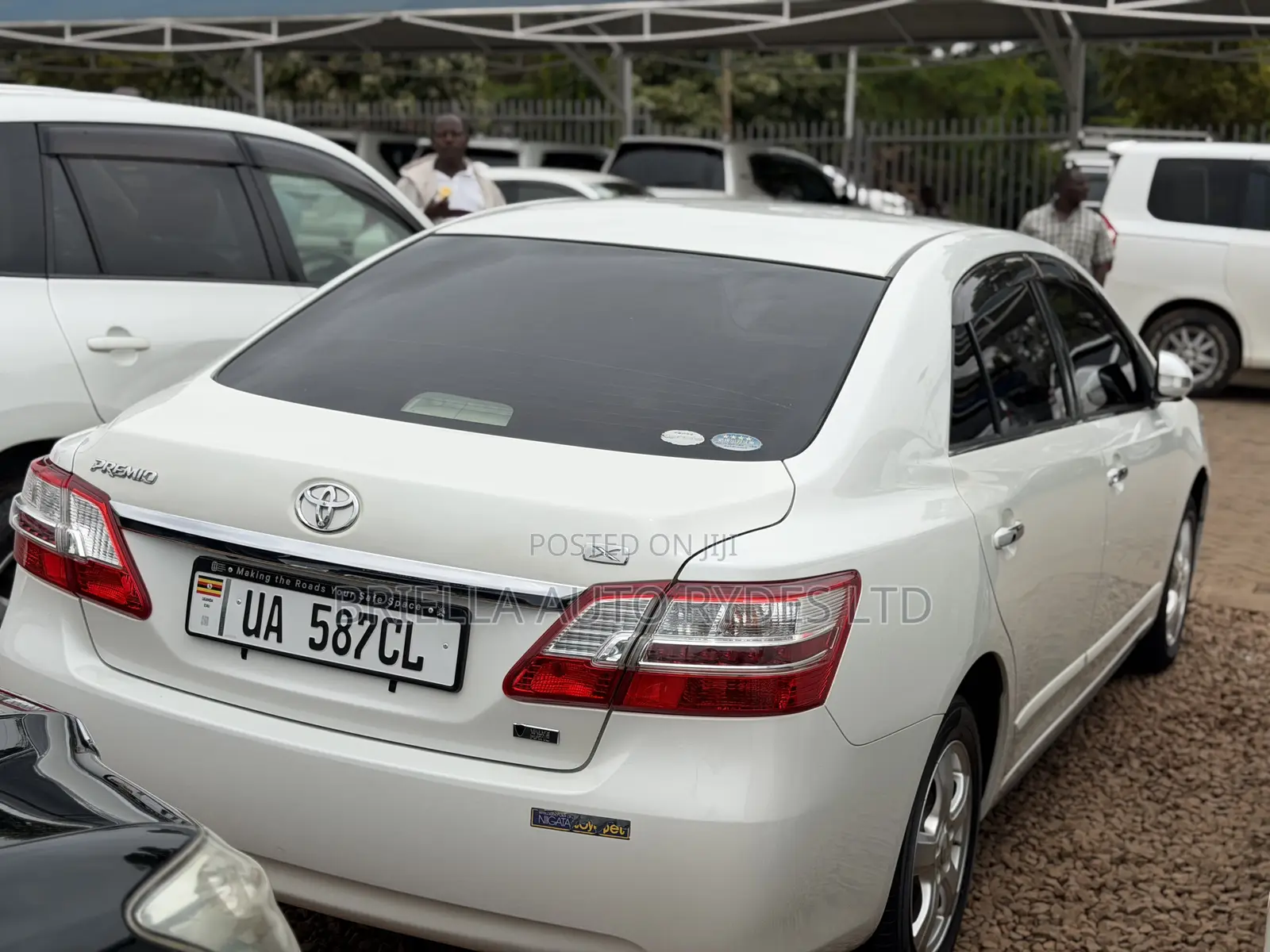 Toyota Premio 2013 White