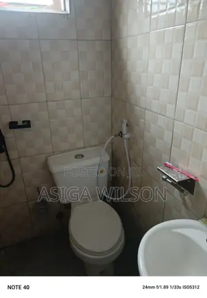 1bdrm Bungalow in Cele Celea East, Moyo District for rent