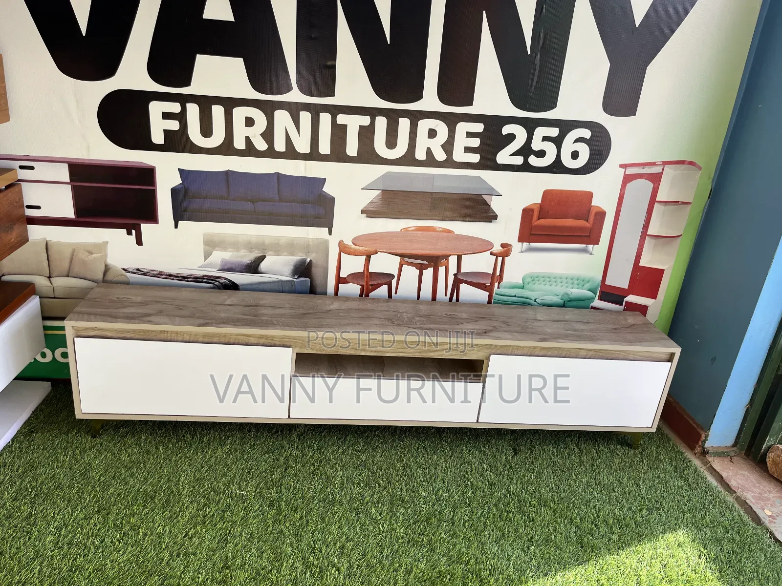 Tv Stand/Sleek Television Stand