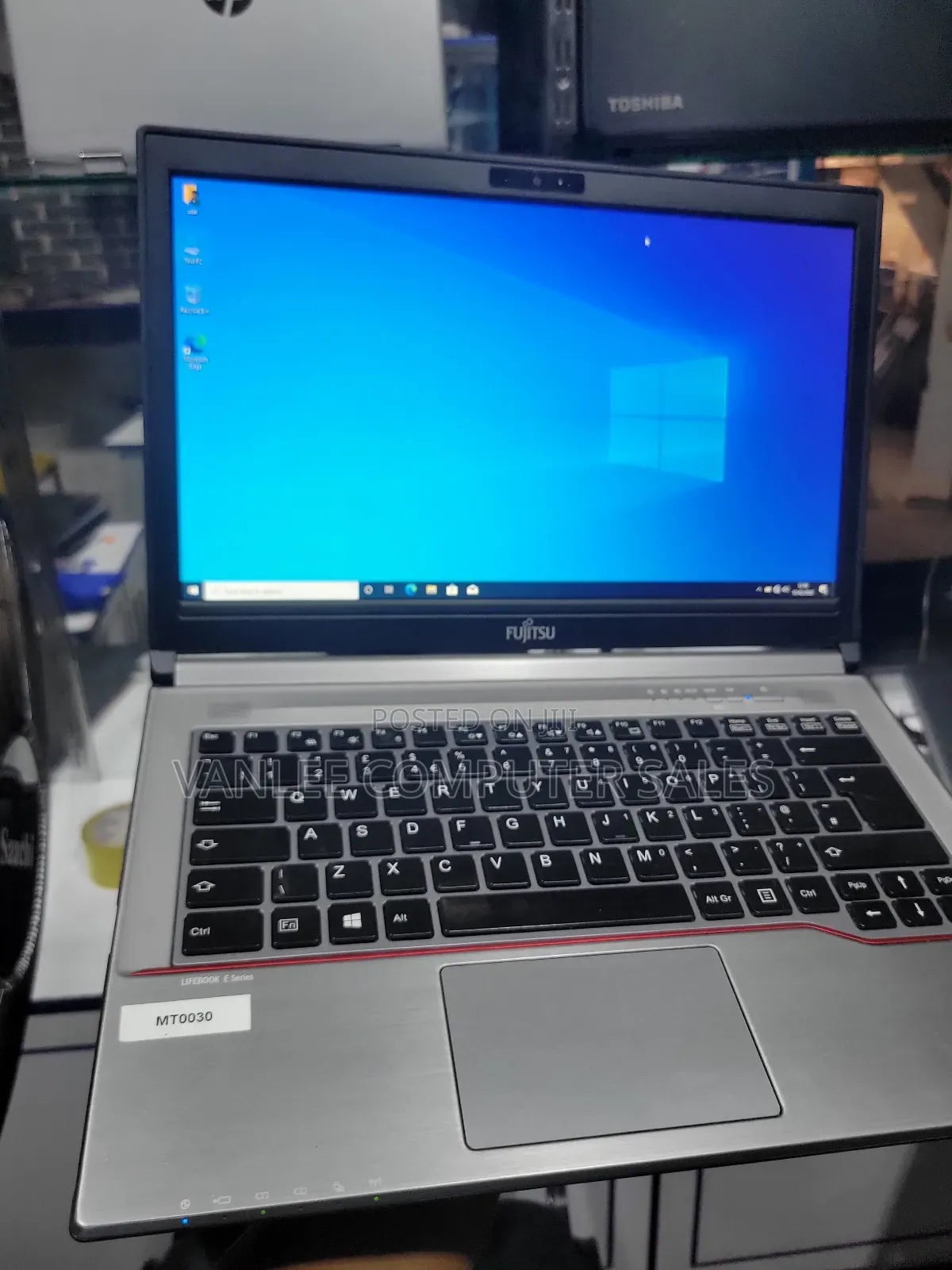 Laptop Fujitsu Lifebook U938 8GB Intel Core i5 SSD 256GB