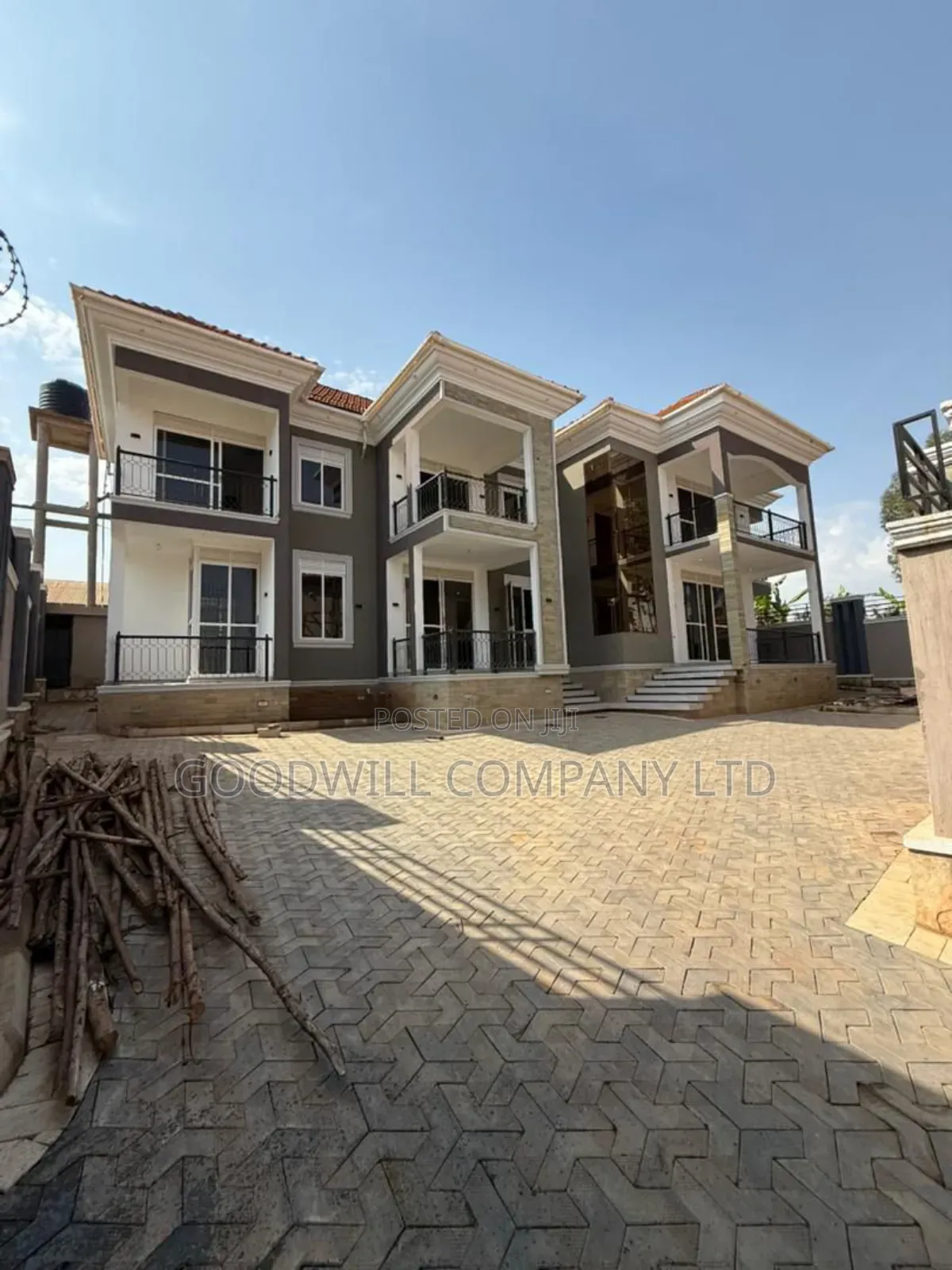 Furnished 6bdrm House in Kira, Central Division for sale