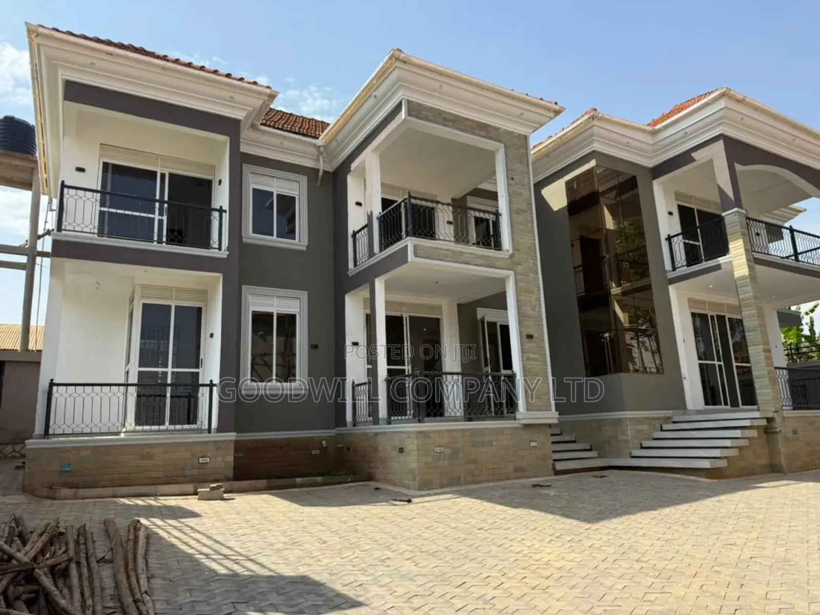 Furnished 6bdrm House in Kira, Central Division for sale