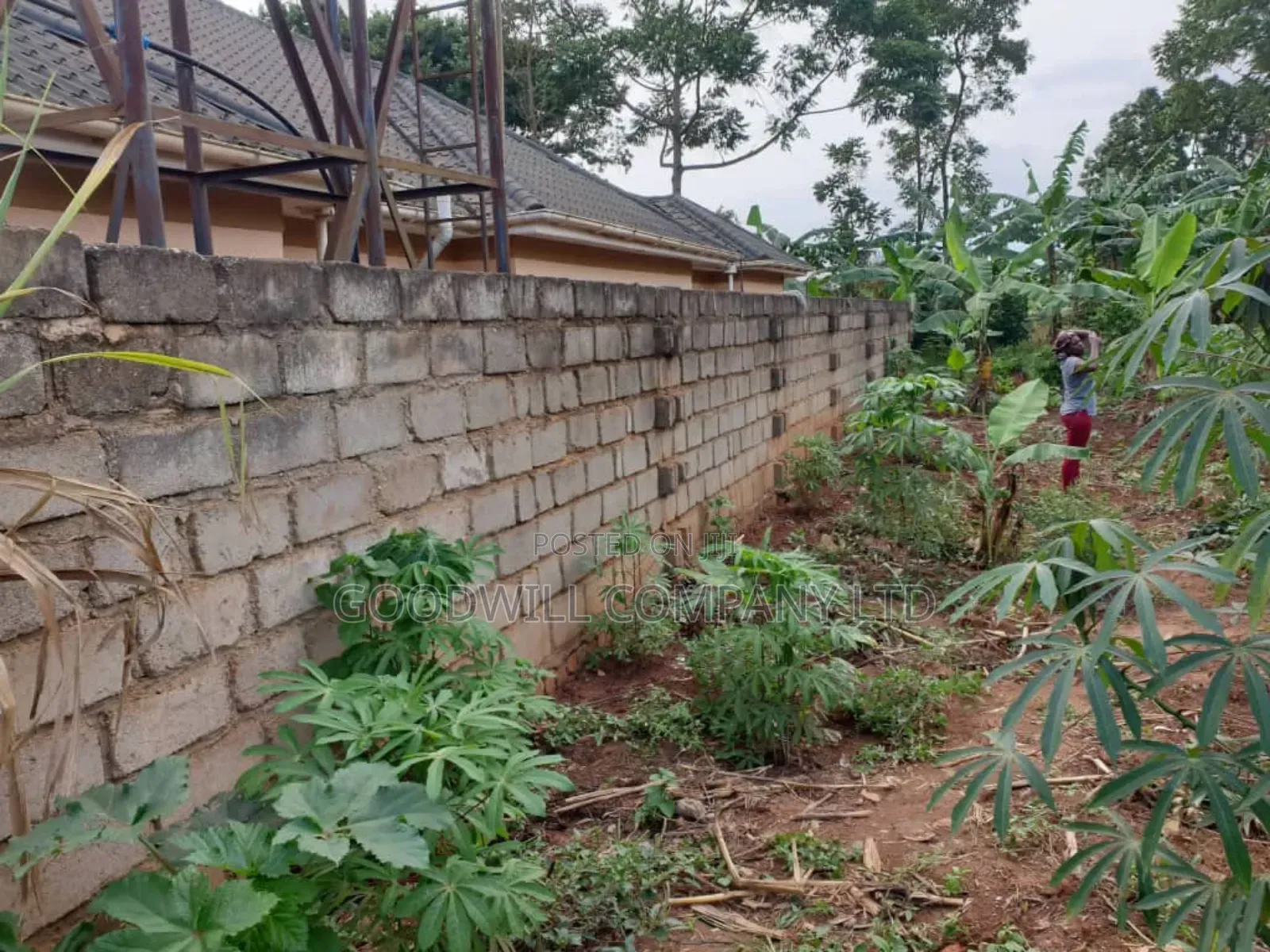10 Decimals of Land in Kira Mamerito Road