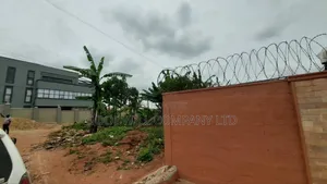 18 Decimals of Land in Kyambogo