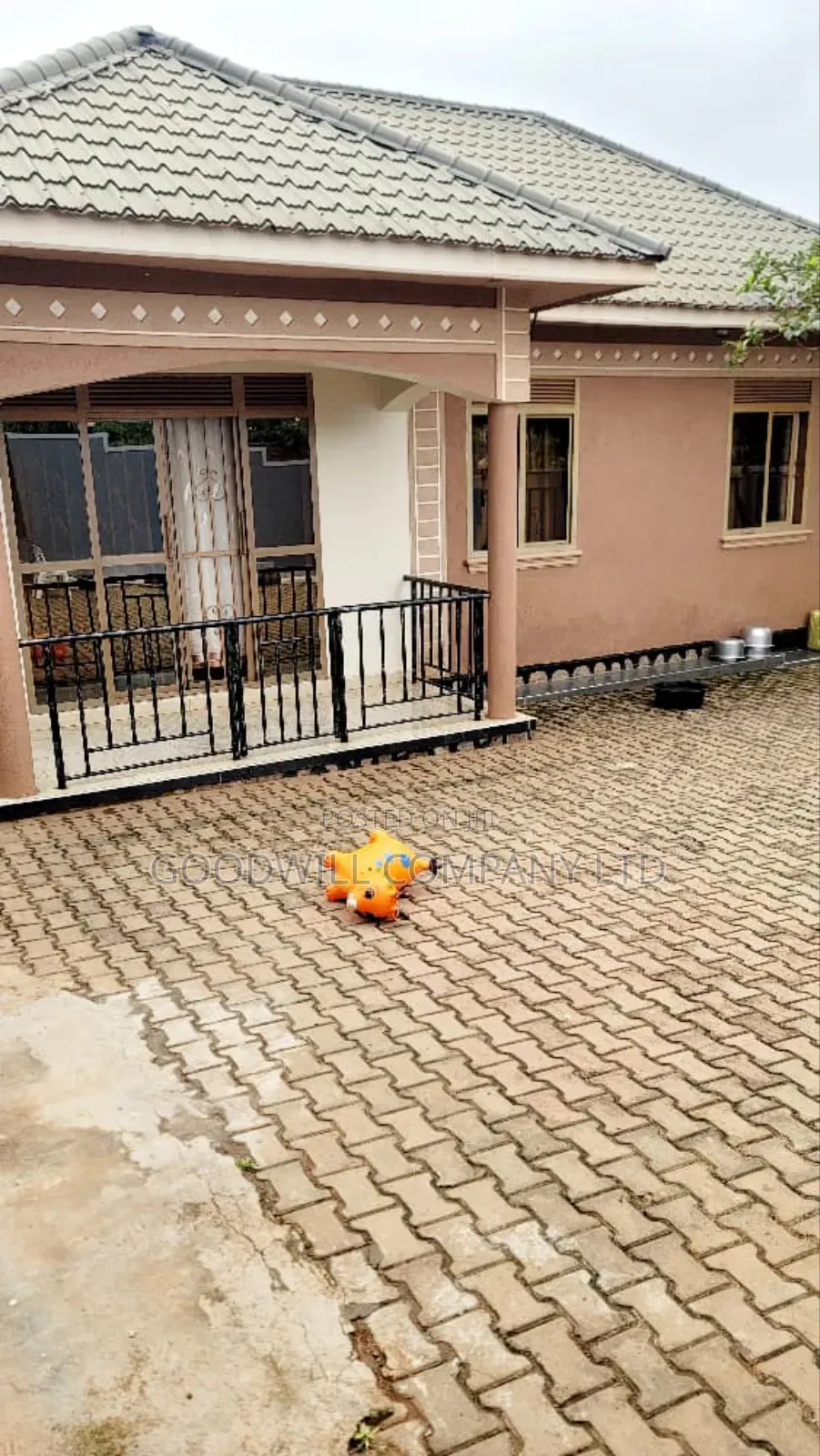 3bdrm House in Kitende, Central Division for sale